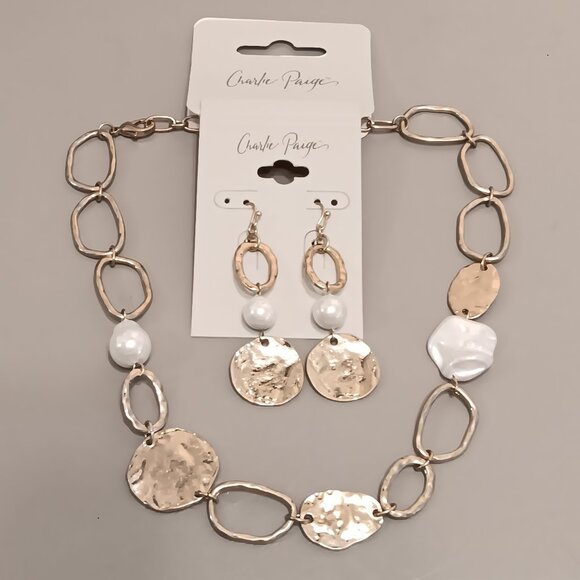 Charlie Paige women's matching set gold tone coin faux pearl necklace & earrings - Picture 1 of 13